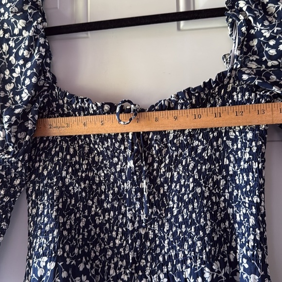 SALE👗50% OFF! Reformation Loulou dress - Picture 12 of 12